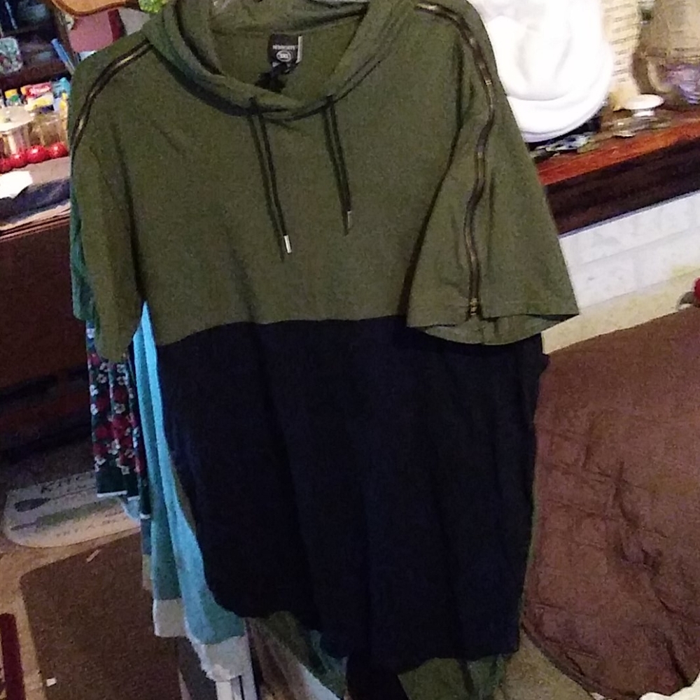 3X M.Society olive green & black hooded with zip